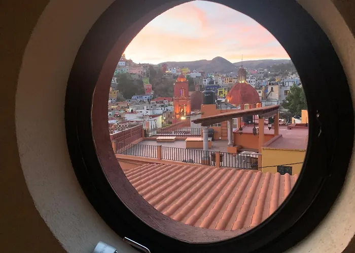Antigua Casa Del Limon